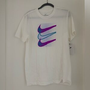 Nike White Graphic T-Shirt